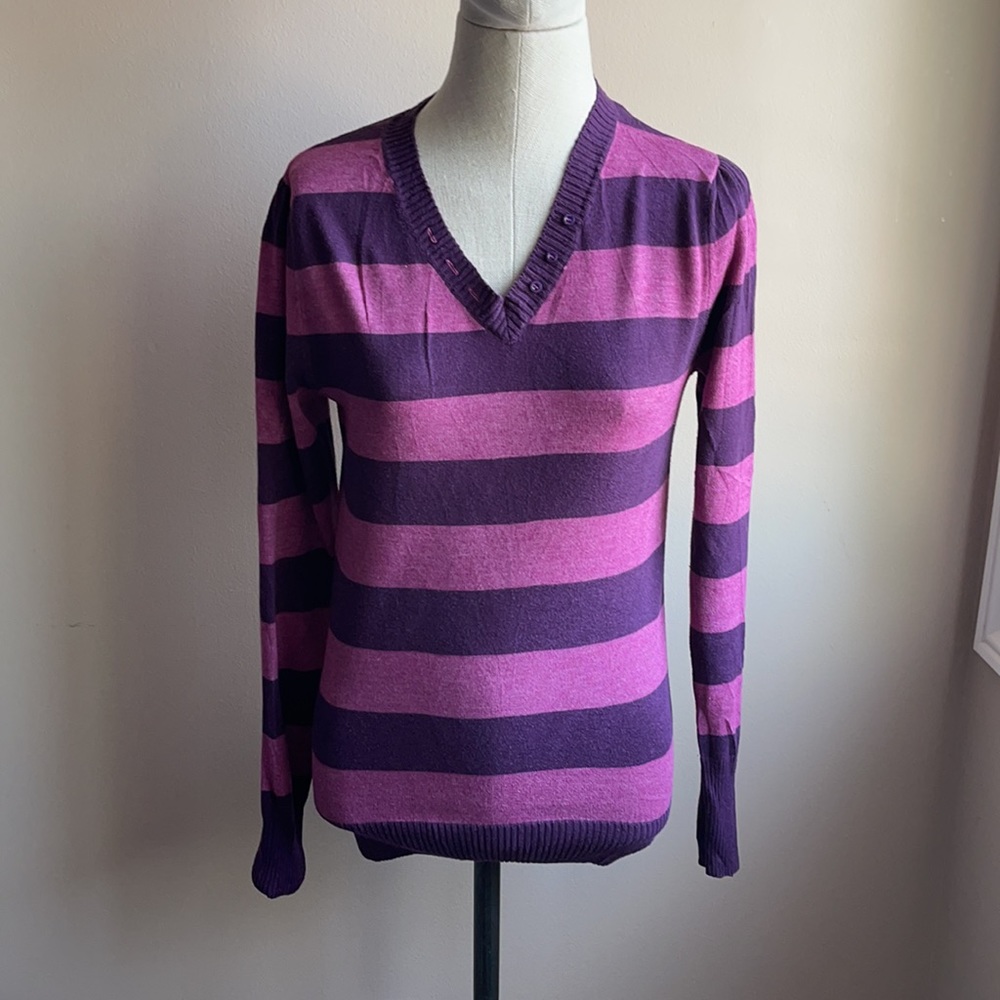 TAG V-NECK LONG SLEEVE Purple Sweater